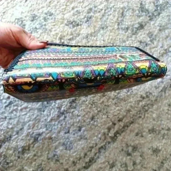 Sakroots Colorful Bohemian Zip Top Wallet - Picture 10 of 13